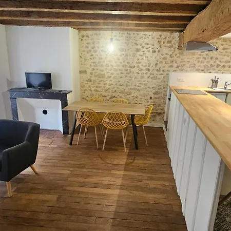 Apartment T2 Ultra Centre 50m Carres Poitiers
