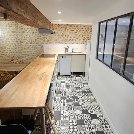 T2 Ultra Centre 50m Carres * Poitiers